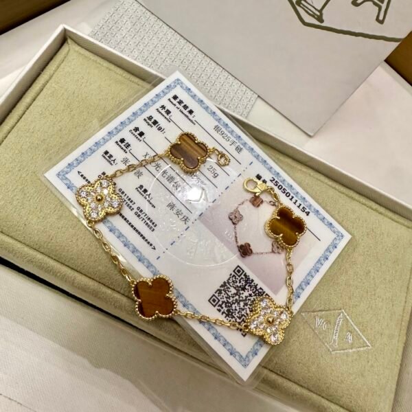 Van Cleef & Arpels Four-leaf Clover Bracelet