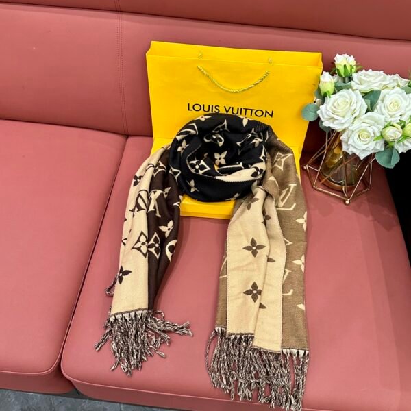 Louis Vuitton Ladies’ Scarf