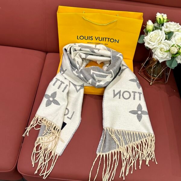 Louis Vuitton Ladies’ Scarf