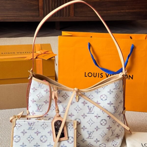 Louis Vuitton Carryall Tote Bag