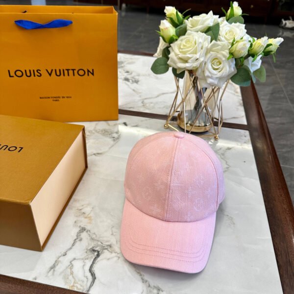 Louis Vuitton Women’s Hat