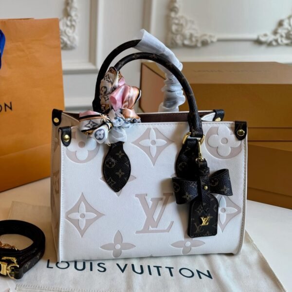 Louis Vuitton Onthego Tote Bag