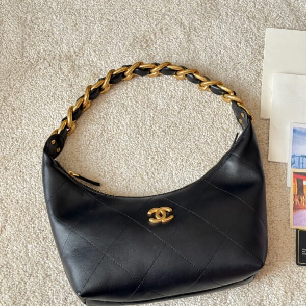 Chanel 25K Hobo Underarm Bag