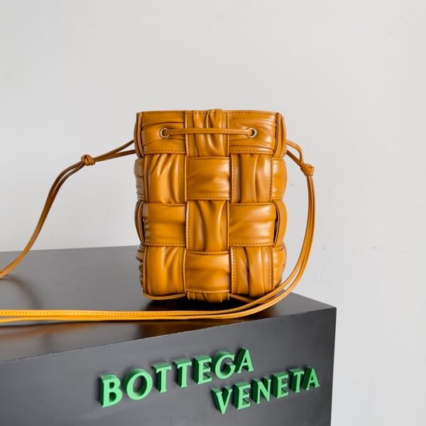 Bottega Veneta Bucket Bag