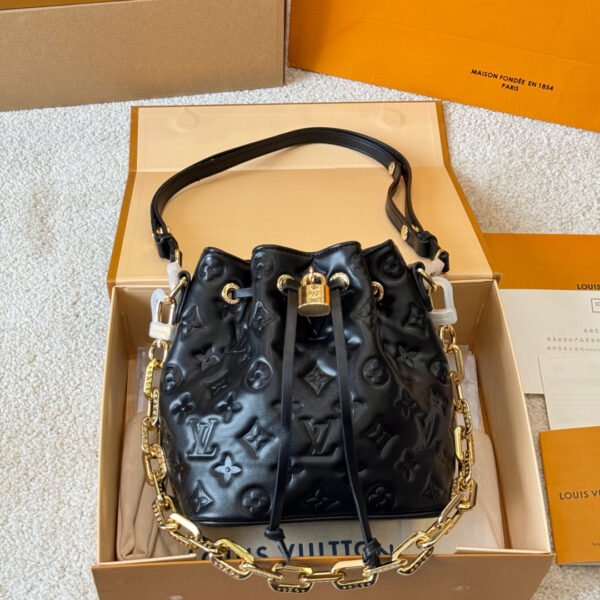 Louis Vuitton Neoonoe Bucket Bag